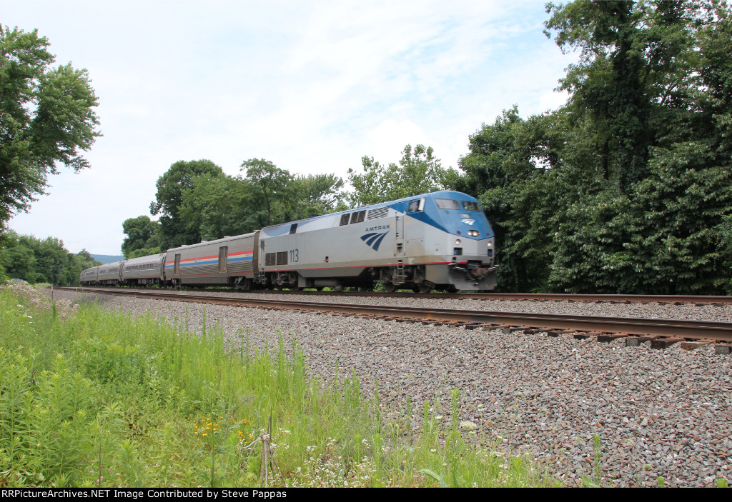 Amtrak 113 heads train 04T